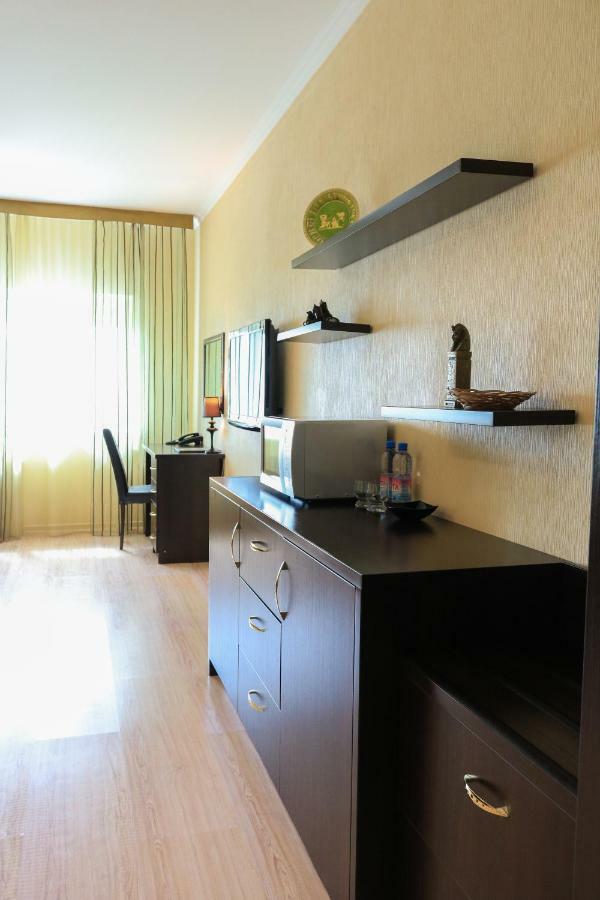 Vip House * Astana